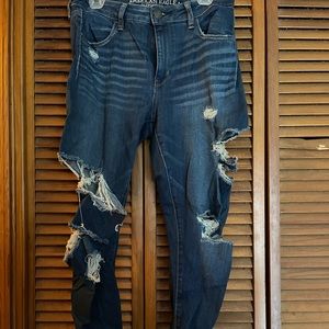 Torn American Eagle jeggings